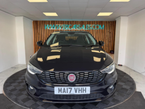2017 Fiat Tipo 1.4 T-Jet Easy Plus Euro 6 (s/s) 5dr in Black — image 3