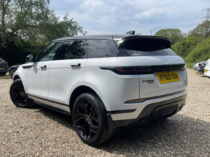 2020 Land Rover Range Rover Evoque 2.0 D180 R-Dynamic Se in White — image 5