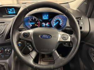 2015 Ford Kuga 2.0 Tdci Zetec SUV 5dr Diesel Manual 2WD Euro 6 (s/s) (150 Ps) in Blue — image 5