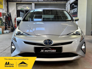 2018 Toyota Prius 1.8 Vvt-H Business Edition CVT Euro 6 (s/s) 5dr in Silver — image 5