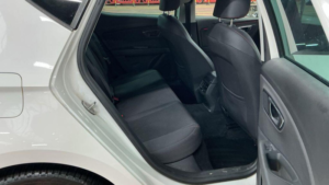 2018 SEAT Leon 1.4 Tsi Fr Technology Euro 6 (s/s) 5dr in White — image 6
