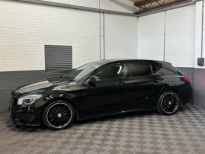 2015 Mercedes-Benz Cla 2.1 Cla220d Amg Sport Shooting Brake 5dr Diesel 7g-Dct Euro 6 (s/s) (177 Ps) in Black — image 5