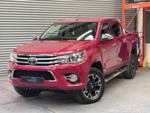2016 Toyota Hilux 2.4 D-4d Invincible X Auto 4WD Euro 6 4dr (tss) in Red — image 5