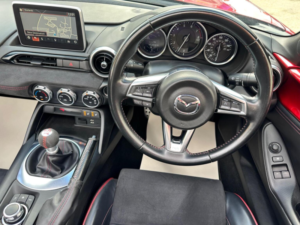 2016 Mazda Mx-5 2.0 Skyactiv-G Sport Recaro Euro 6 2dr in Red — image 4