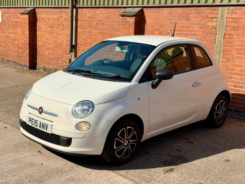2015 Fiat 500 1.2 Pop Euro 6 (s/s) 3dr in White — image 1