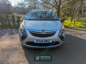 2014 Vauxhall Zafira Tourer 1.4 T 16v Exclusiv in Silver — image 3