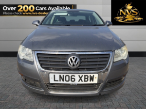 2006 Volkswagen Passat 1.9 in Grey — image 2