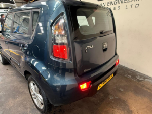 2010 Kia Soul 1.6 Crdi 2 Auto Euro 4 5dr in Blue — image 2