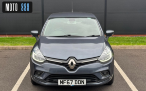 2017 Renault Clio 1.2 Tce Signature Nav Edc Euro 6 (s/s) 5dr in Grey — image 3