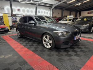 2013 BMW 1 Series 2.0 118d M Sport 5-Door in Grey — image 3