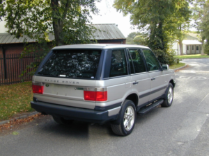 2001 Land Rover Range Rover Ref 8742 - Range Rover P38 4.6 Vogue Auto (rhd Ex Japan) in Silver — image 3