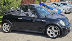2005 MINI Convertible 1.6 Cooper S Convertible in Black — image 5