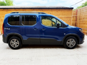 2023 Peugeot Rifter 3 SEAT Auto Wheelchair Accessible Disabled Access Vehicle Wav in Blue — image 5