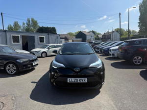 2020 Toyota C-Hr 1.8 Vvt-H Design CVT Euro 6 (s/s) 5dr in Black — image 2