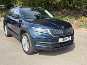 2018 Skoda Kodiaq 2.0 Tsi Se L in Blue — image 5