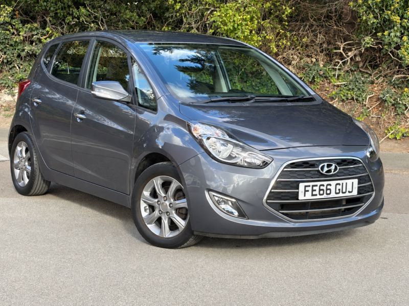 2016 Hyundai Ix20 1.4 Ix20 Se 1.4 Bd in Grey — image 1