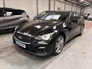 2016 Infiniti Q50 2.2 D Sport in Black — image 2