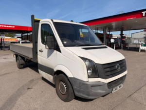 2015 Volkswagen Crafter 2.0 Tdi Cr35 Dropside Flatbed 2dr Diesel Manual Rwd L2 H1 134 Bhp in White — image 2