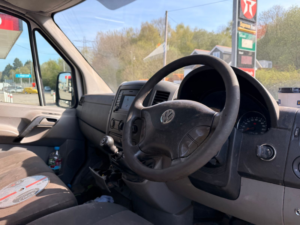 2015 Volkswagen Crafter 2.0 Tdi Cr35 Dropside Flatbed 2dr Diesel Manual Rwd L2 H1 134 Bhp in White — image 6