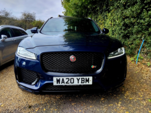 2020 Jaguar F-Pace 3.0 D300 V6 S in Blue — image 2