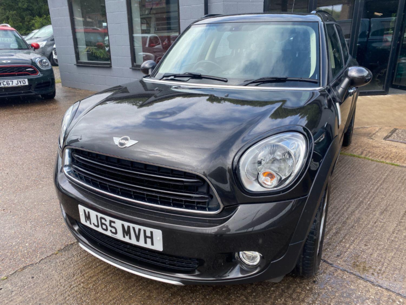 2015 MINI Countryman 1.6 Cooper All4 Countryman in Grey — image 1