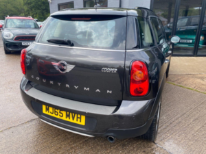 2015 MINI Countryman 1.6 Cooper All4 Countryman in Grey — image 5