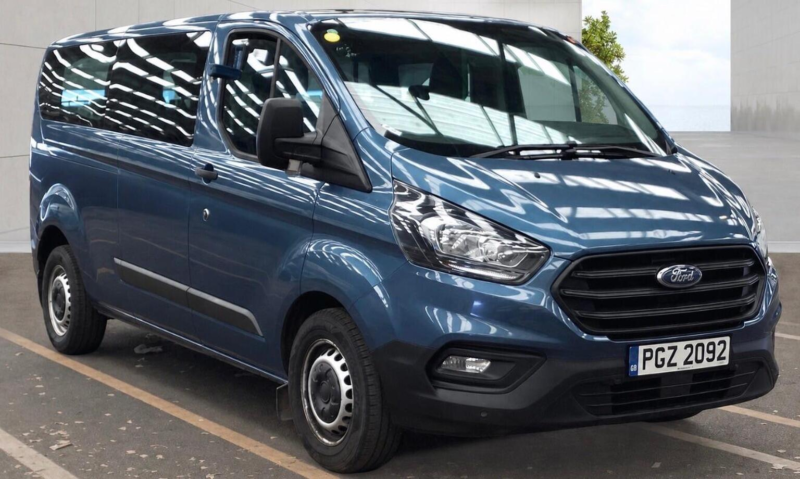 2019 Ford Transit Custom 2.0 320 Ecoblue Leader Kombi L2 H1 Euro 6 (s/s) 5dr in Blue — image 1