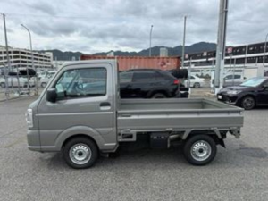 2025 Suzuki Carry