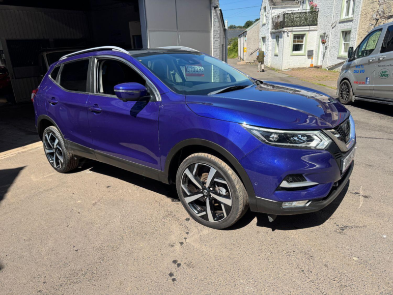 2018 Nissan Qashqai 1.5 Dci Tekna in Blue — image 1