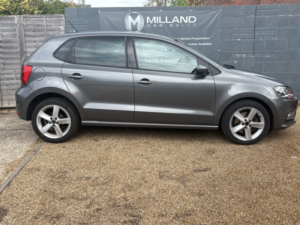 2015 Volkswagen Polo 1.2 Tsi Bluemotion Tech Sel in Grey — image 4
