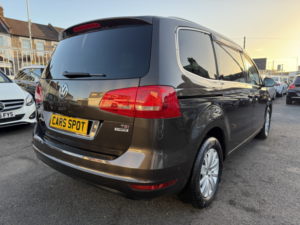 2014 Volkswagen Sharan 1.4 Tsi Comfort Line Blue Motion Fresh Import Verified Mile Finance Avb in Brown — image 5