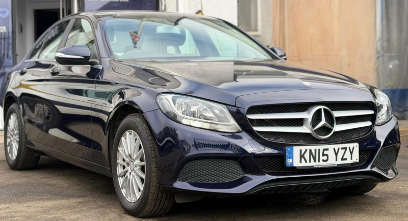 2015 Mercedes-Benz C Class 2.0 C200 Se 7g-Tronic+ Euro 6 (s/s) 4dr in Blue — image 1