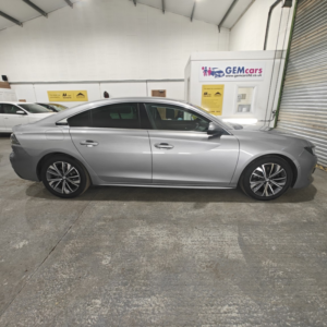 2020 Peugeot 508 1.6 11.8kwh Allure in Grey — image 6