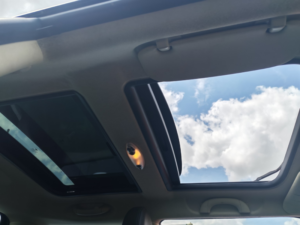 2012 MINI Hatch One 1.6 Full History 1 Elderly Owner 26k Panoramic Electric Sunroof in Red — image 4