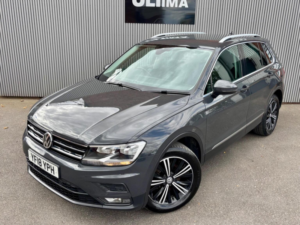 2018 Volkswagen Tiguan 2.0 Tdi Se Navigation 4motion Euro 6 (s/s) 5dr in Grey — image 2