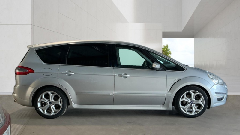 2011 Ford S-Max 2.2 Tdci Titanium X Sport in Silver — image 1