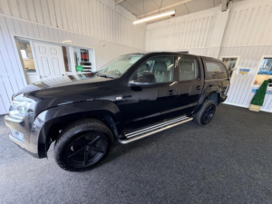 2012 Volkswagen Amarok 2.0 Bitdi Trendline in Black — image 6