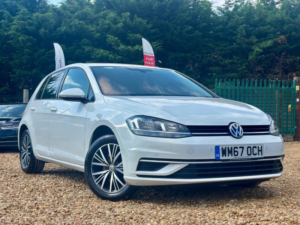 2018 Volkswagen Golf 1.4 Tsi Bluemotion Tech Se Nav Euro 6 (s/s) 5dr in White — image 3