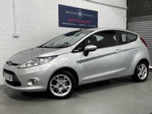 2012 Ford Fiesta 1.4 Zetec in Silver — image 2