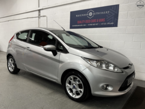 2012 Ford Fiesta 1.4 Zetec in Silver — image 5