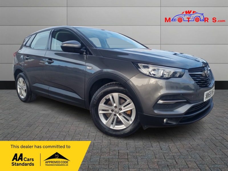 2019 Vauxhall Grandland X 1.2 Turbo Se in Grey — image 1