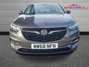 2019 Vauxhall Grandland X 1.2 Turbo Se in Grey — image 2