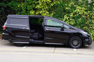 2014 Honda Odyssey 2.4 Absolute Ex 5dr 7 Seats in Black — image 3