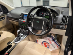 2012 Land Rover Freelander 2 2.2 Sd4 Hse Commandshift 4WD Euro 5 5dr in Brown — image 2