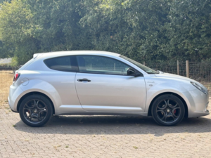2016 Alfa Romeo Mito 0.9 Mito 875cc Tb Twinair 105 Bhp Qv Line in Grey — image 5