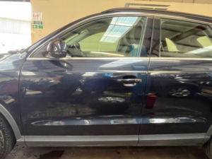 2014 Audi Q3 2.0 Tdi Se Quattro Euro 5 (s/s) 5dr in Blue — image 4
