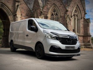 2017 Renault Trafic 1.6 Ll29 Dci 120 Business+ Euro 6 in Silver — image 3