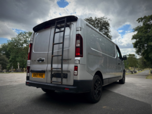 2017 Renault Trafic 1.6 Ll29 Dci 120 Business+ Euro 6 in Silver — image 6