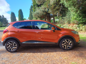 2014 Renault Captur 1.5 Dynamique S Medianav Dci 90 Stop & Start in Orange — image 3