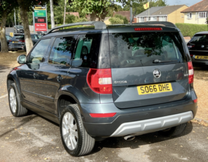2017 Skoda Yeti 1.2 Tsi Se L in Grey — image 5